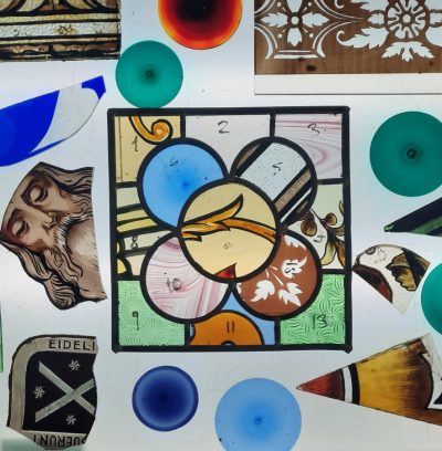 Clase de vidrieras artísticas en Barcelona